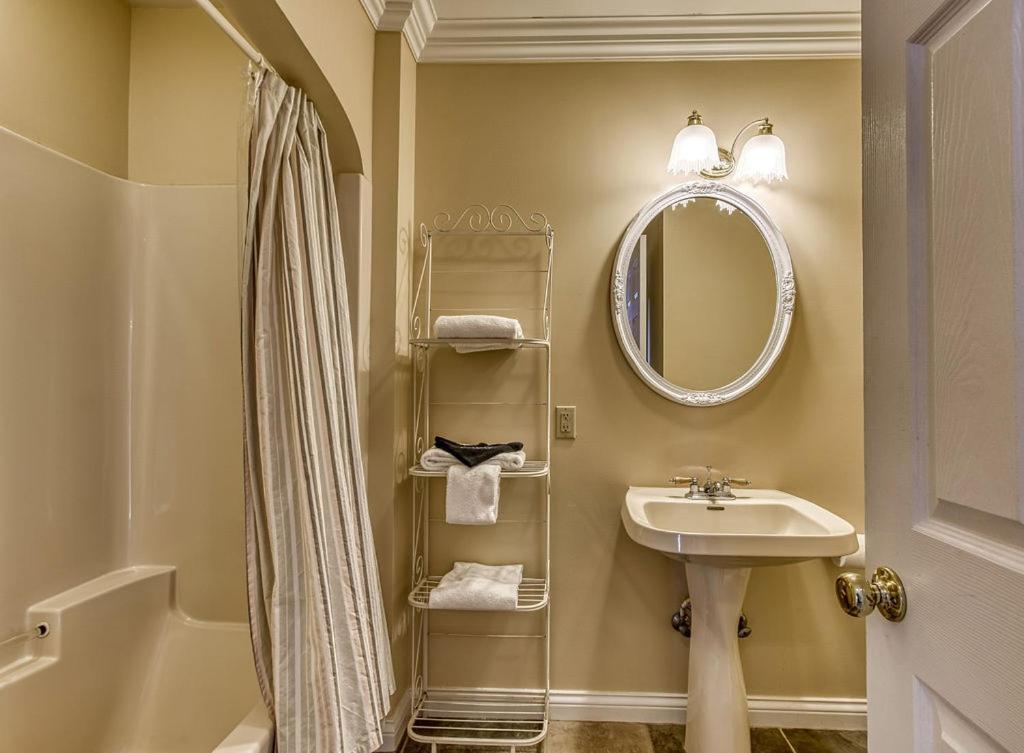 Ober Hideaway, Hot Tub, Wifi, 1089 Free Tickets Each Paid Day, Dollywood And More Gatlinburg Extérieur photo