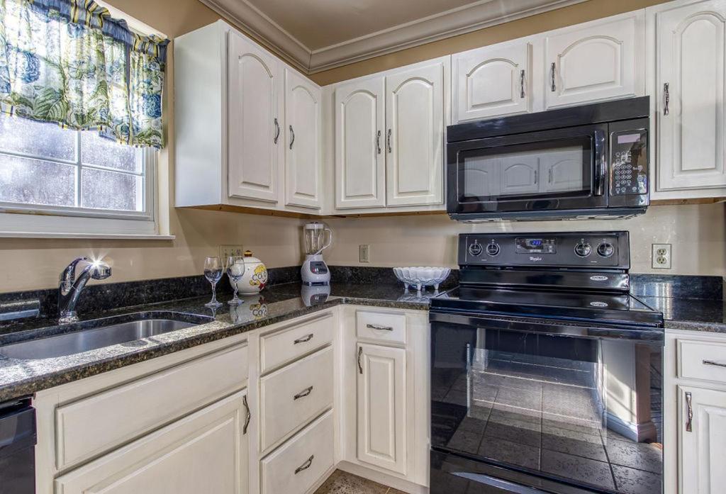 Ober Hideaway, Hot Tub, Wifi, 1089 Free Tickets Each Paid Day, Dollywood And More Gatlinburg Extérieur photo