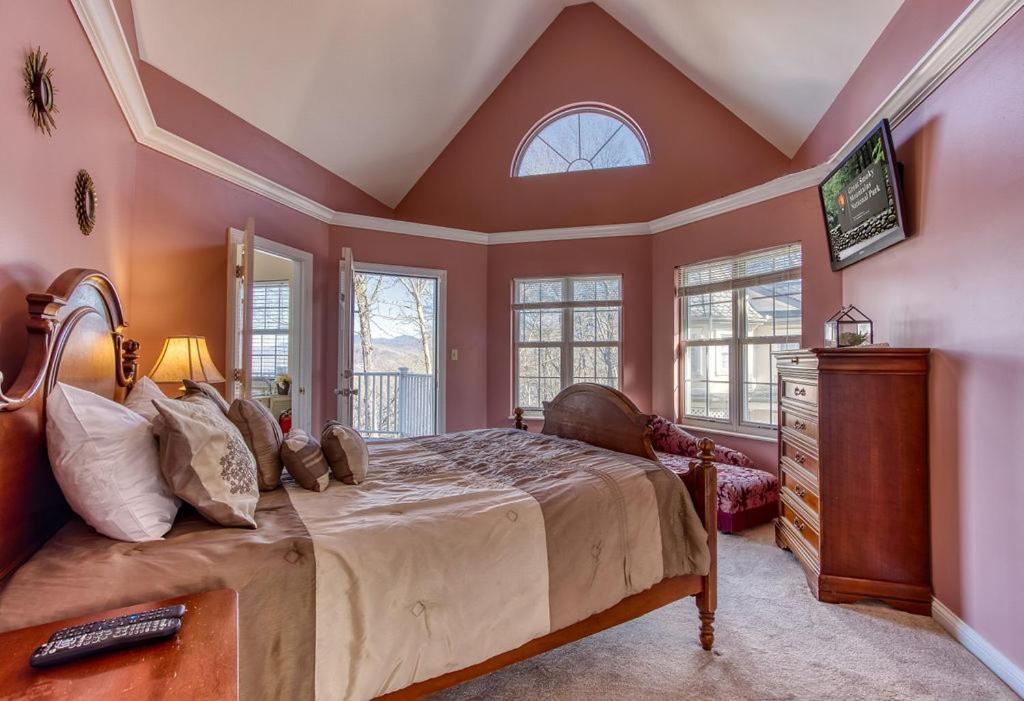 Ober Hideaway, Hot Tub, Wifi, 1089 Free Tickets Each Paid Day, Dollywood And More Gatlinburg Extérieur photo